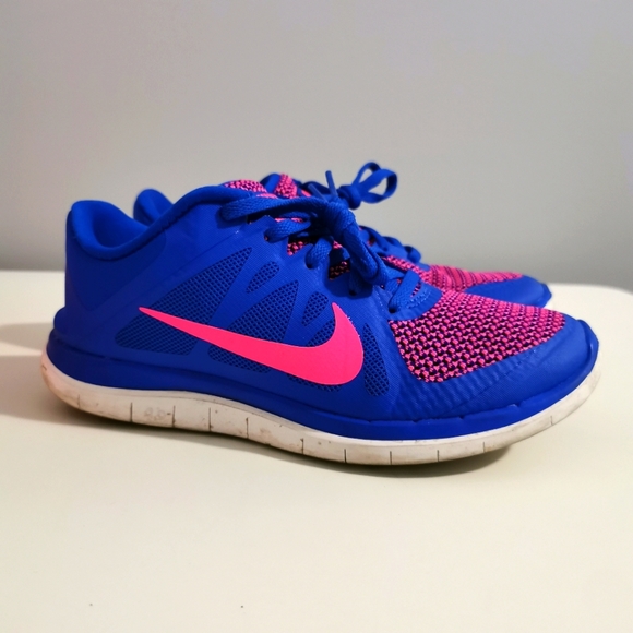 NIKE Free 4.0 V4 Womens Size 7.5